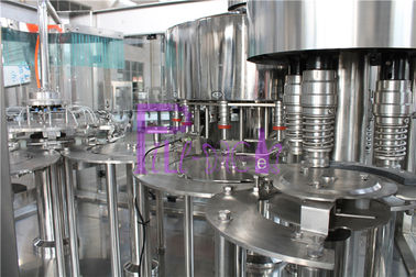 8000BPH vloeibare Flessenvullenmachine 3 in 1 Spoelende het Vullen het Afdekken Machine