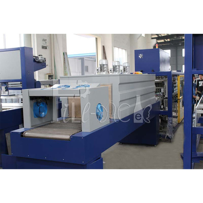 Volledig Automatische Lineair krimpt Omslag voor het Plastic Materiaal van de Flessenverpakking met Gedrukte Films