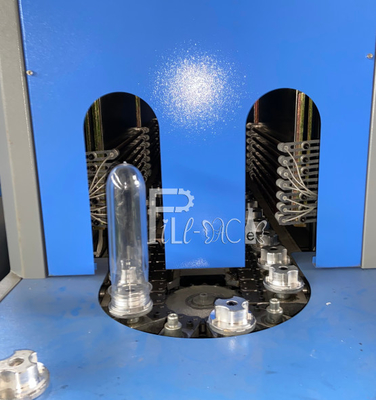 Semi-automatische PET-blaasvormmachine 1 holte 2 blazers + 1 verwarmer / flessenblaasapparatuur voor 5 - 10L