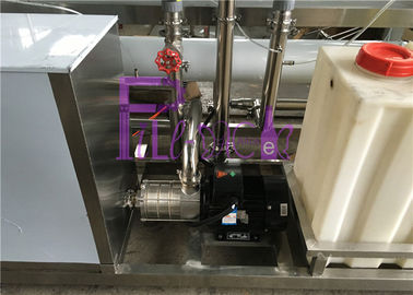 12000 l/u-de Behandelingssysteem van het Ultrafiltratiewater/het Systeem van Ro van het Omgekeerde Osmosewater