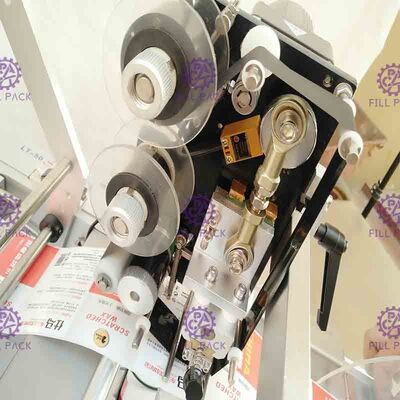 Zelfklevende Ronde Fles Etiketteringsmachine Semi Automatische Fles Labeler