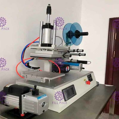 Vierkante Vlakke Fles de Kruiken Zelfklevende Sticker van de Etiketteringsmachine 2000BPH Semi Automatisch