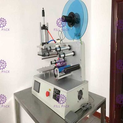 Vierkante Vlakke Fles de Kruiken Zelfklevende Sticker van de Etiketteringsmachine 2000BPH Semi Automatisch