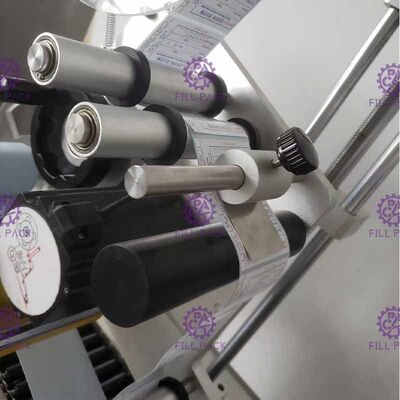 De kartondoos kan Etikettering/de Machine/het Materiaal/de Lijn/de Installatie/het Systeem/de Eenheid van Labeler in zakken doen