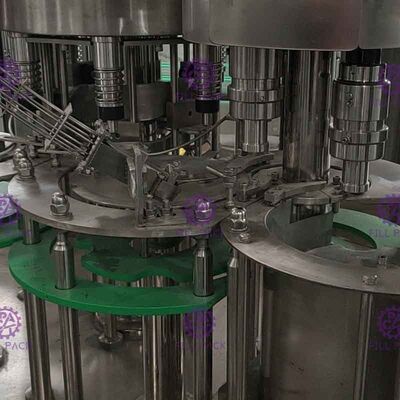 Elektrisch Sap/Water het Vullen Machine330ml Commercieel Bottelend Materiaal 7.6kw