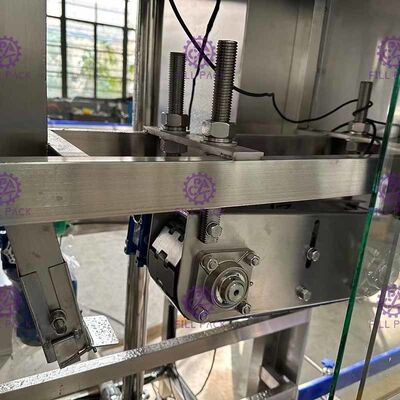 De Vuller 5 Gallonwater het Vullen Machineinstallatie 450 BPH van het vatwater voor Minear-Water
