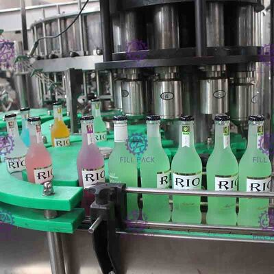 3 in 1 Monobloc Glasfles Sprankelende Drank het Vullen Machine met Trekkracht Ring Cap
