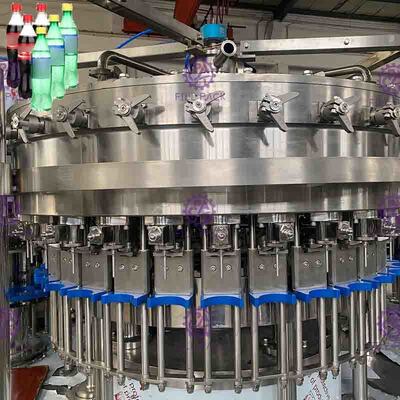 Drinkt HUISDIEREN Plastic Glas 3 in 1 Monobloc Gas het Bottelen van wijnmachine/Materiaal/Lijn/Installatie/Systeem van het Drankwater