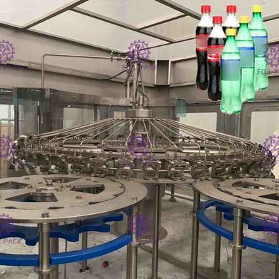PLC Controle 3 in 1 Sprankelende Drank het Vullen Machine voor HUISDIERENflessen