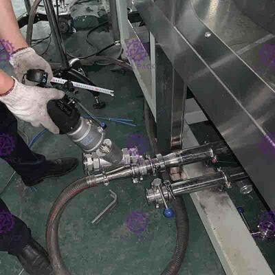 Schroef het Voeden Type Kola/Sodablik het Vullen Machine/Inblikkende Machineplc Controle