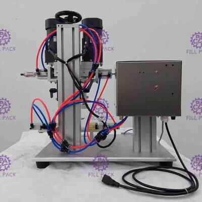 Semi Autodesktop Pneumatische Schroef het Afdekken Machine voor Nevel Plastic Fles