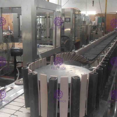 Plastic Omgekeerde de Sterilisatormachine van de Sapfles van de Lijn van de Drankverwerking