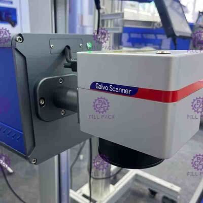 1 kW luchtgekoelde laserdatumprinter / fabriek / eenheid voor drankflessen