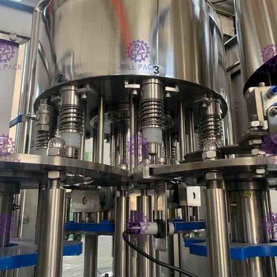 Het HUISDIER van 3000BPH 2L Minerale het Vullen het Afdekken Etiketteringsmachine voor niet Sodadrank
