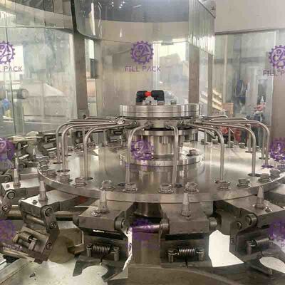 Het Vullen van 5000BPH Monoblock het Automatische Hete materiaal van het Fruit Oranje Juice Filling And Capping Machine van de Machine Plastic Fles
