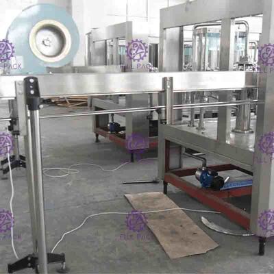 Monoblock Vloeibare het Vullen Machine, 5 in 1 Plastic het Sapvuller van de Flessenpulp