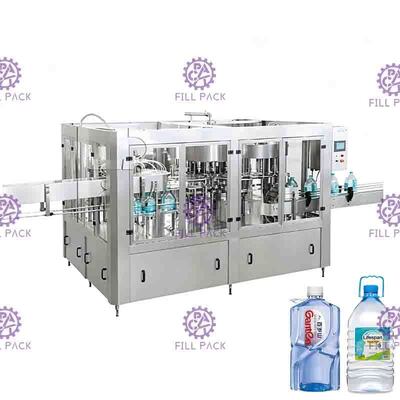 De volledige lijn omvat Juice Filling Machine en het mengen van verwerkingsverpakking etikettering