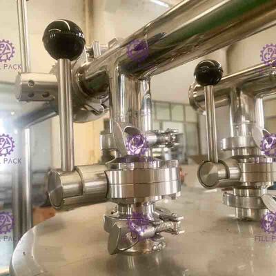 De fles/gebotteld drinkt van het de dranksap van de theeappel oranje de productiemachine/materiaal/installatie/eenheid/systeem/lijn