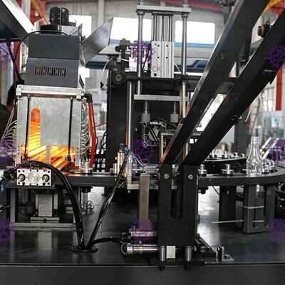 2 de Fles van het holte1.5l Volledige Automatische Huisdier Productiemachine om Sprankelende Drankfles te produceren