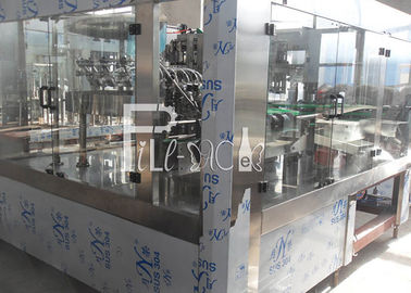 Frisdrank HUISDIEREN Plastic Glas 3 in 1 Monobloc Kola Bottelmachine/Materiaal/Lijn/Installatie/Systeem