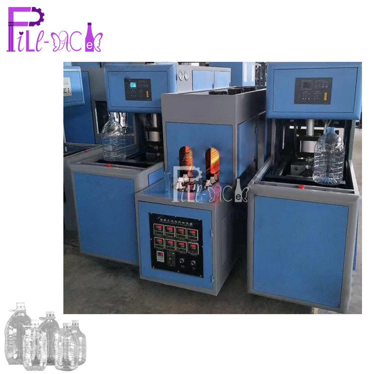 Semi-automatische PET-blaasvormmachine 1 holte 2 blazers + 1 verwarmer / flessenblaasapparatuur voor 5 - 10L