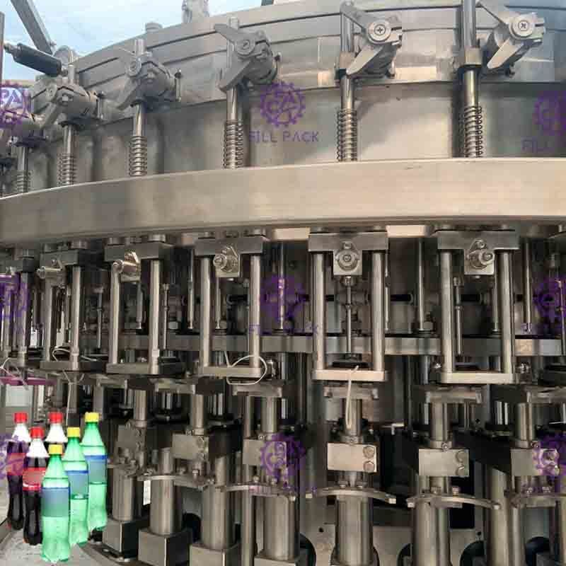 Frisdrank HUISDIEREN Plastic Glas 3 in 1 Monobloc De Machine/het Materiaal/de Lijn/de Installatie/het Systeem van het Kolaflessenvullen