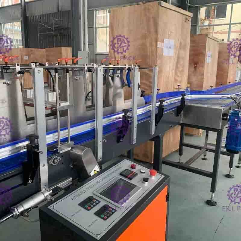 De automatische l-Type PE van de het Waterdrank van de Krimpfolieomslag Fles van het het HUISDIERENglas kan Materiaal