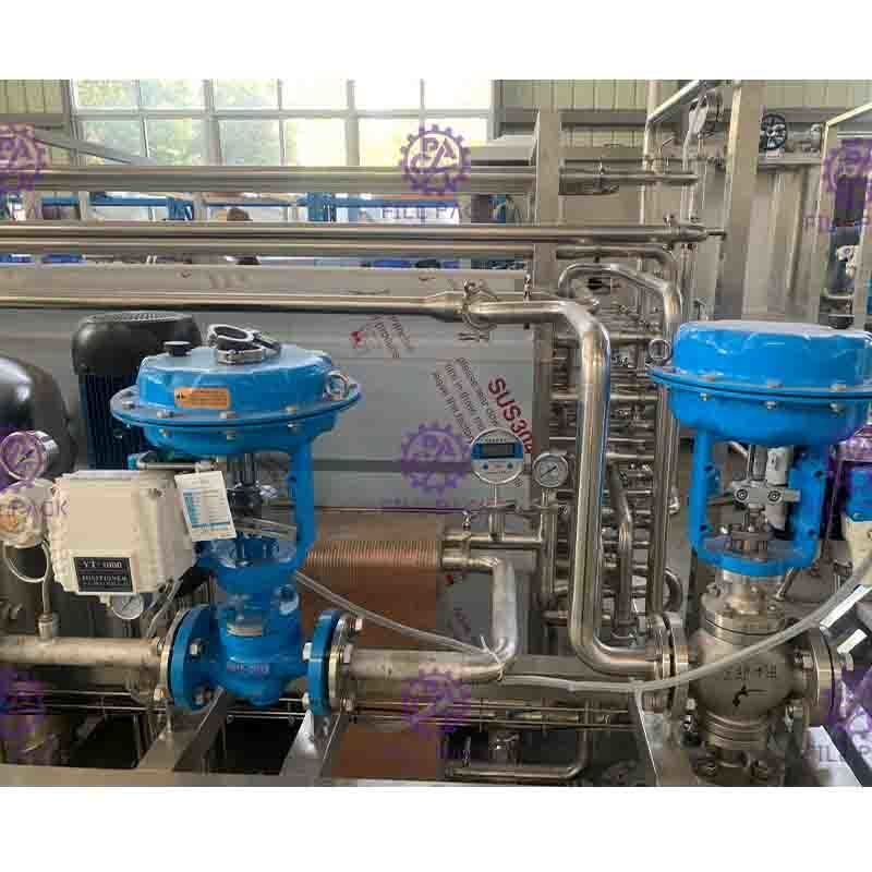 3T/H UHT-Plaattype de gemakkelijke verrichting van de Sterilisatormachine